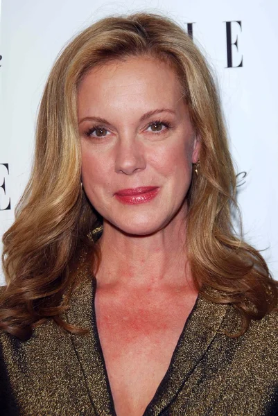 Elizabeth Perkins at the ELLE Magazine's 14th Annual Women In Hollywood Party. Four Seasons Hotel, Beverly Hills, CA. 10-15-07 — Stock Photo, Image