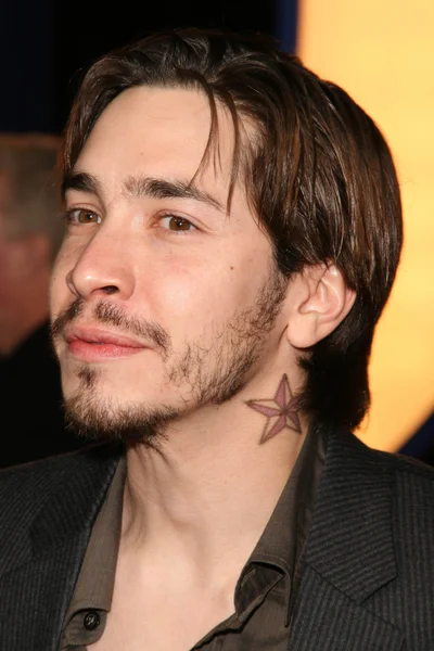 Justin Long at the Los Angeles Premiere of "Walk Hard The Dewey Cox Story". Grauman's Chinese Theatre, Hollywood, CA. 12-12-07 — Stock Photo, Image