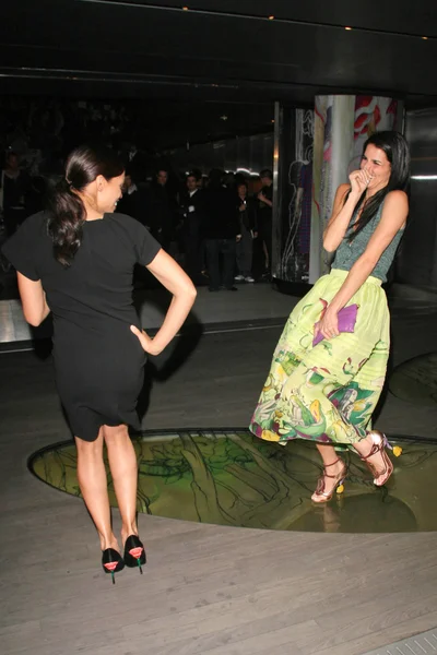 Rosario Dawson et Angie Harmon — Photo