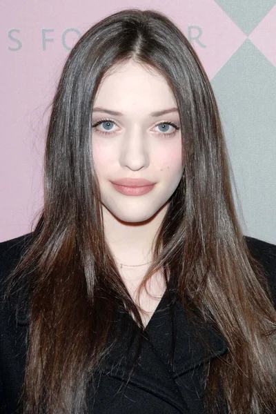 Kat Dennings — Zdjęcie stockowe