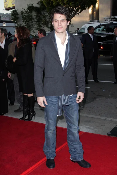 John Mayer na Los Angeles premiéra "Bucket List". Cinerama Dome, Los Angeles, Ca. 12-16-07 — Stock fotografie