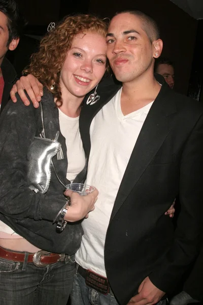 Kelsey Keel e Josh Korb na exibição de Leo em Los Angeles apresentada pela TommyGunFilms. Teatro 68, Hollywood, CA. 04-23-08 — Fotografia de Stock