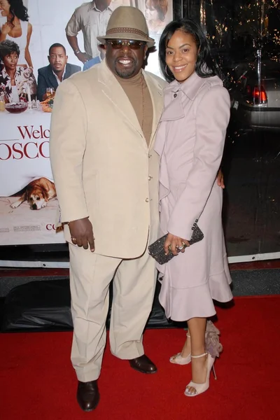 Cedric the Entertainer and wife Lorna — Stock Photo, Image