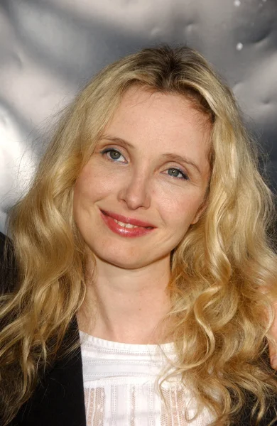 Julie Delpy em uma exibição da indústria de American Gangster. Arclight Hollywood, Hollywood, CA. 10-29-07 — Fotografia de Stock