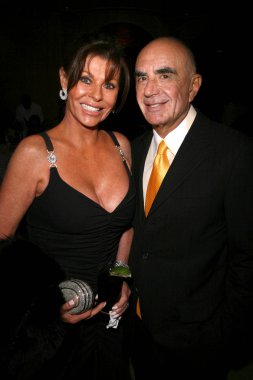 Linell Shapiro and Robert Shapiro