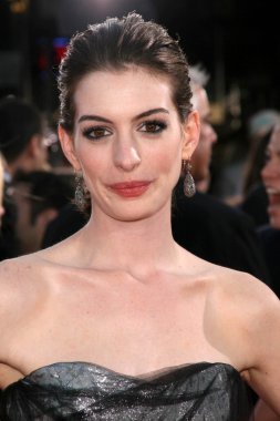 Anne Hathaway