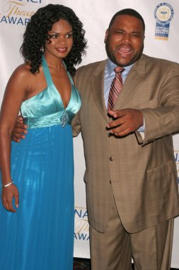 Kimberly elise ve anthony anderson 18 yıllık naacp Tiyatro Ödülleri. Kodak Tiyatrosu, hollywood, ca. 06-30-08
