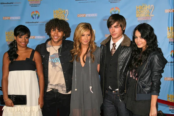Cast van "High School Musical 2" — Stockfoto