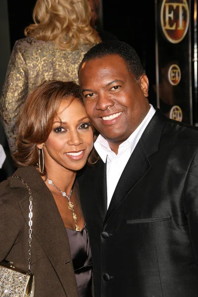 Holly Robinson Peete and Rodney Peete at the Los Angeles Premiere of "The Great Debaters". Arclight Cinerama Dome, Hollywood, CA. 12-11-07 — Stock Photo, Image