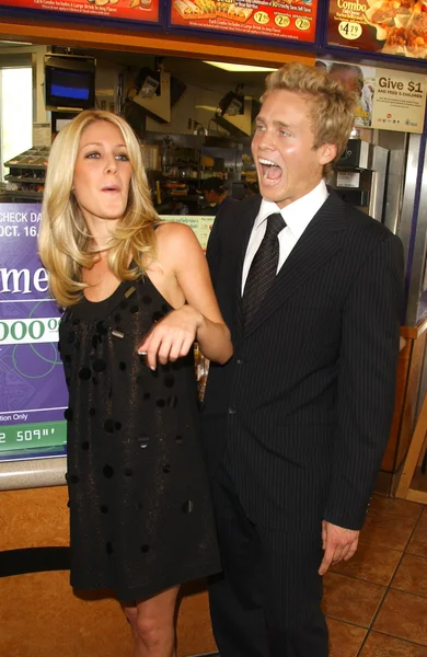 Heidi Montag and Spencer Pratt at Taco Bell's "Realith Check" presentation to help global hunger, Taco Bell, Los Angeles, CA 10-16-07 — Stock Photo, Image