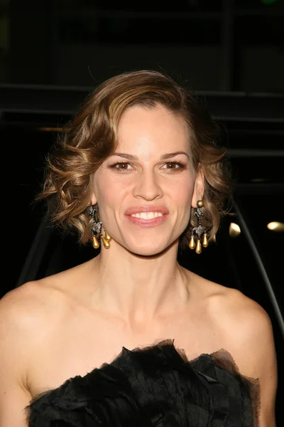 Hilary swank vid världspremiären av "PS jag älskar dig". Graumans Kinesiska theatre i hollywood, ca. 12-09-07 — Stockfoto