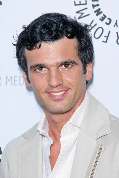 Tony Dovolani — Stockfoto