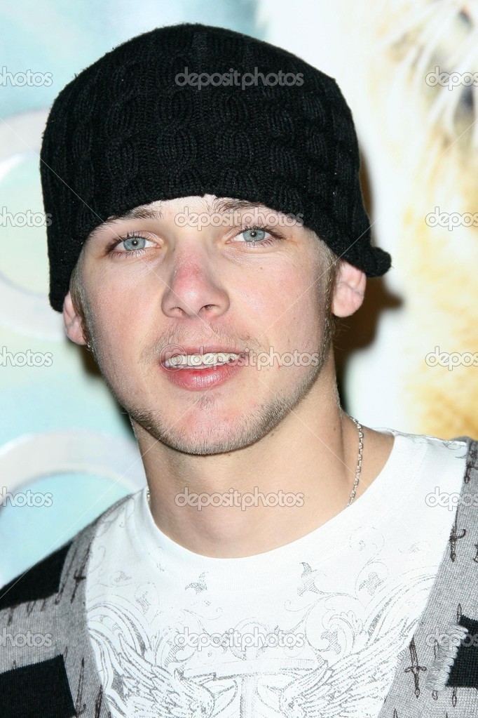 Max Thieriot – Stock Editorial Photo © s_bukley #16010817