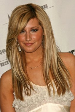 Ashley tisdale
