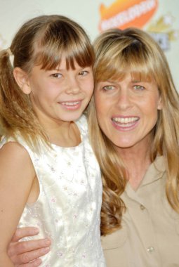 Terri Irwin ve bindi Irwin