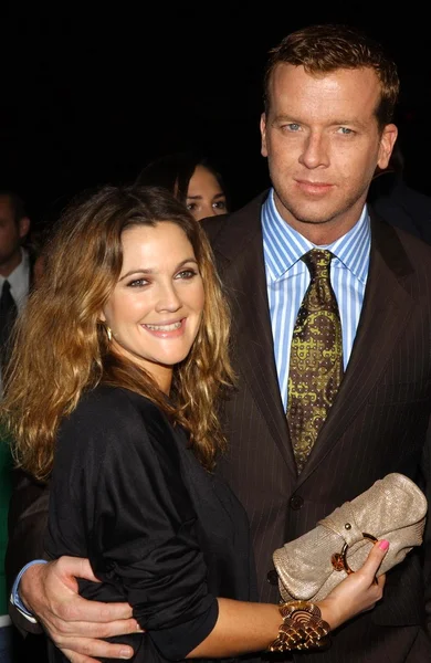 Drew Barrymore e McG — Fotografia de Stock