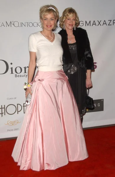 Sharon Stone and Kelly Stone — Stock Photo, Image