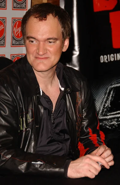 Quentin Tarantino im Geschäft — Stockfoto
