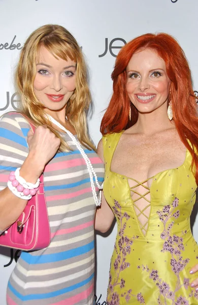 Lanzamiento de la fragancia de Phoebe Price "Phoebe 's Phantasy" — Foto de Stock