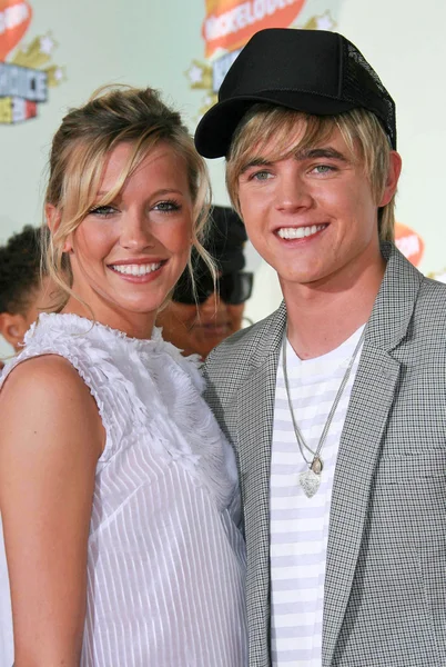 Katie Cassidy and Jesse McCartney at Nickelodeons 20th Annual Kids Choice Awards. Pauley Pavillion, Westwood, CA. 03-31-07 — Stock Photo, Image