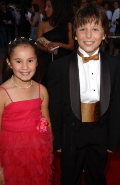 Shelby adamowsky ve cole morgen