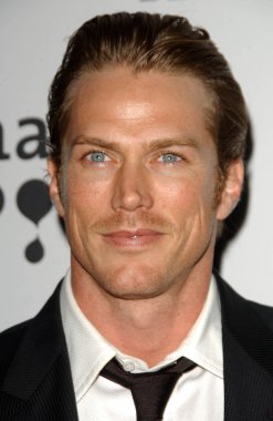 Jason Lewis