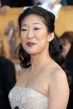 Sandra Oh