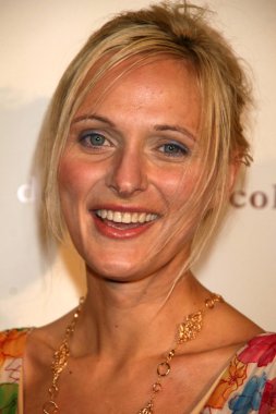 Dominique Cohen'ın amiral gemisi takı mağaza açılış