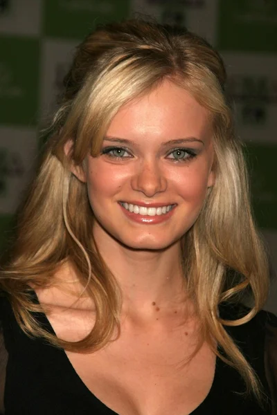 Sara Paxton — Stok fotoğraf