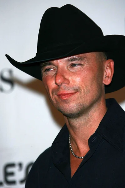 Kenny Chesney en la sala de prensa de los 41º Premios Anuales de la Academia de Música Country. MGM Grand, Las Vegas, NV. 05-23-06 — Foto de Stock