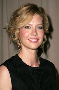 Jenna elfman