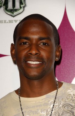 Keith robinson dergisi yazı grammy partisinde. On, west hollywood, ca. 02-11-07
