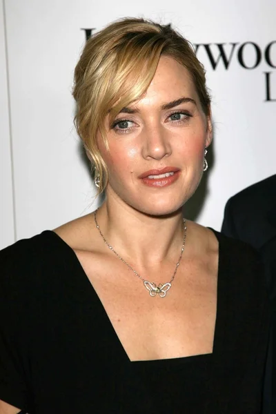 Kate Winslet at the New Line Cinemas Little Children celebration party hosted by Hollywood Life Magazine. Pacific Design Center, West Hollywood, CA. 11-15-06 — Stock Photo, Image