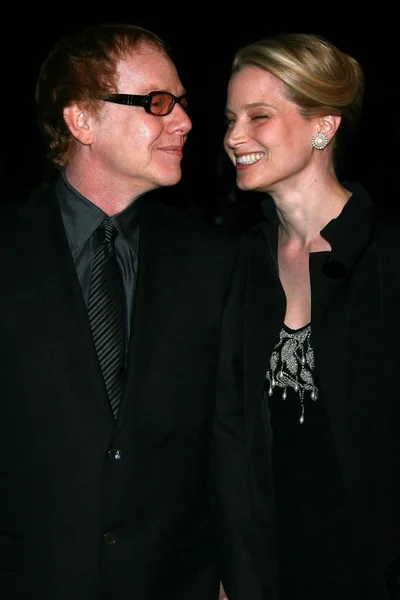 Danny Elfman and Bridget Fonda Los Angeles Premiere of Inglourious Basterds  Premiere held at The Grauman Chinese Theatre Stock Photo - Alamy