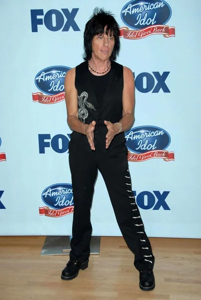 American Idol: "Идол возвращается" на ТВ — стоковое фото