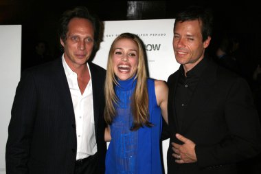 William fichtner piper perabo ve adam pearce ile