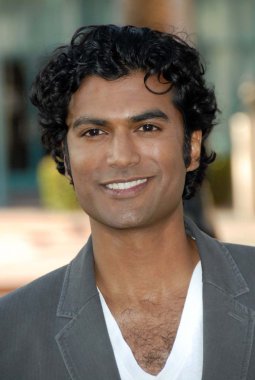 Sendhil Ramamurthy
