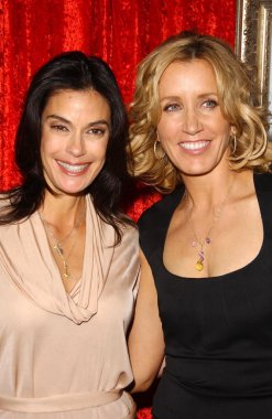 Teri hatcher ve felicity huffman
