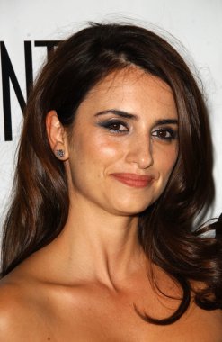 Penelope cruz onurlandıran los angeles gizli dergisinin partisi