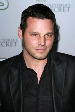 Bize haftalık sunar bize sıcak hollywood 2007