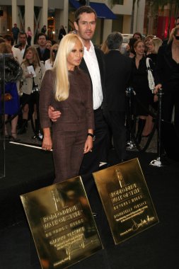 Donatella versace ve rupert everett