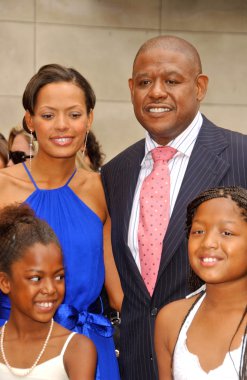 forest whitaker ve ailenizle forest whitaker hollywood Şöhret Kaldırımı 2,335th yıldızı onurlandıran töreninde Keisha whitaker. Hollywood Bulvarı, hollywood, ca. 07/04-16