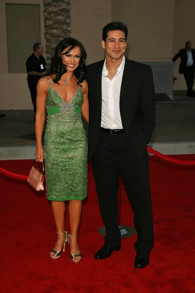 Karina Smirnoff et Mario Lopez — Photo