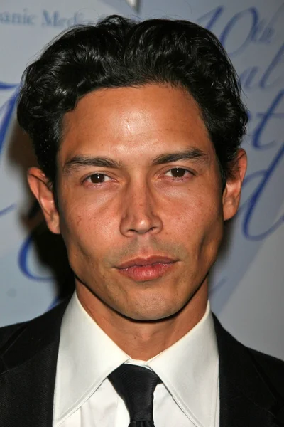 Anthony Ruivivar — Stockfoto