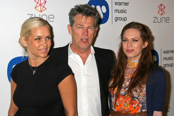 Sara Foster com David Foster e amiga — Fotografia de Stock