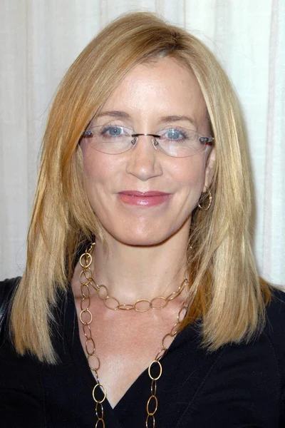 Felicity huffman, Platin guild uluslararası arka partimiz elbiselerini ile. Luxe hotel rodeo drive, beverly hills, ca. 09-12-07