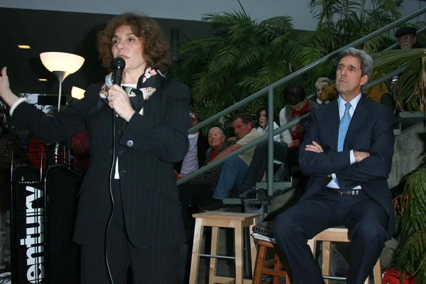Керри, Тереза Хайнц и Джон Керри — стоковое фото