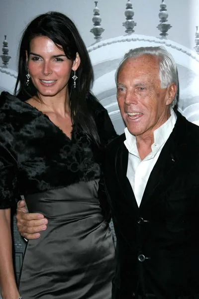 Angie Harmon, Giorgio Armani — Zdjęcie stockowe