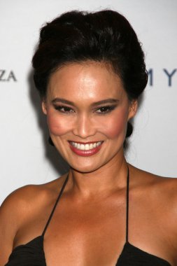 Tia Carrere