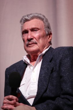Warren Stevens